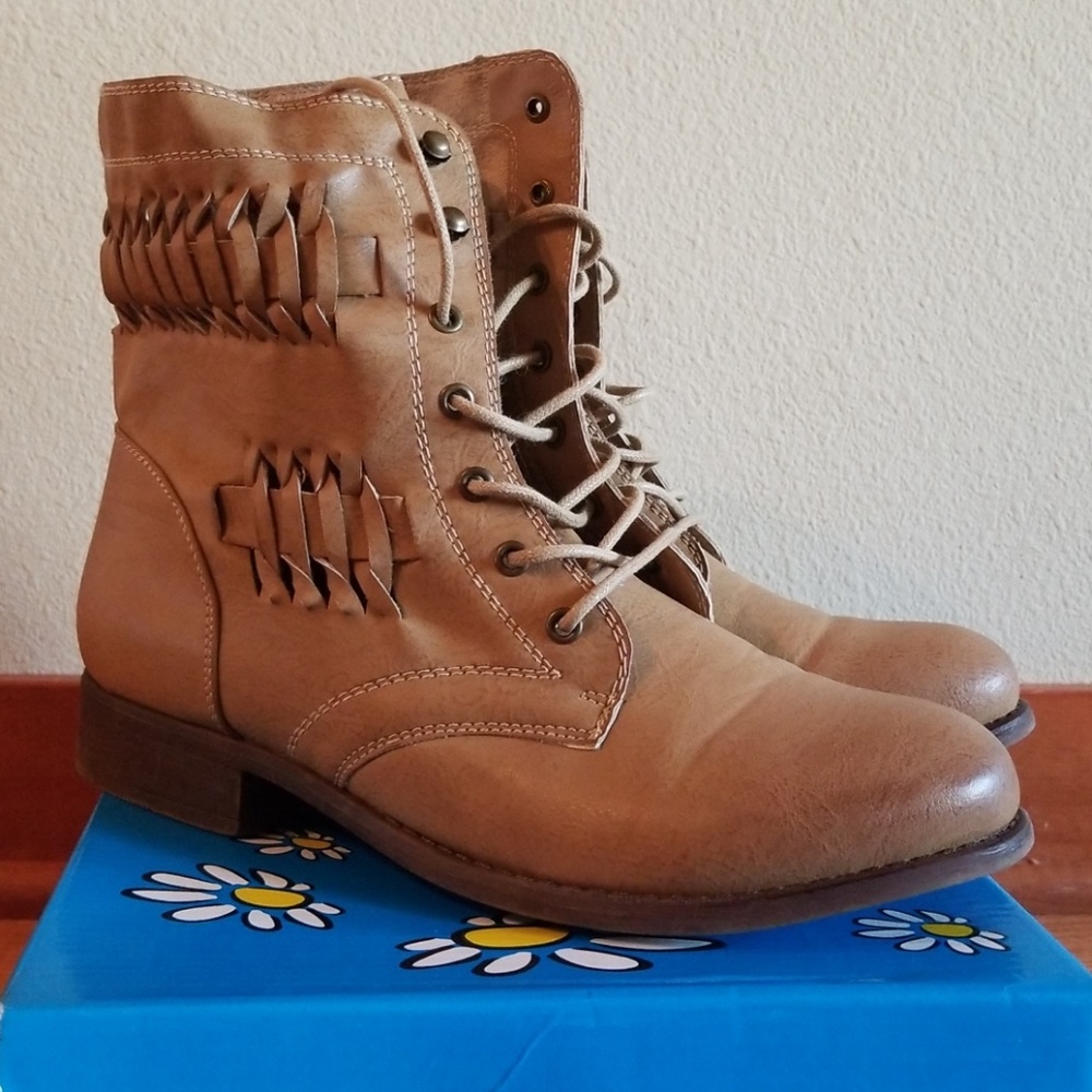 Khaki Lace Up Combat Boot